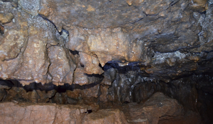Jazvinská jaskyňa