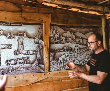 Aktuality / Banícka vychádzka v Novej Bani (18.4.) - foto